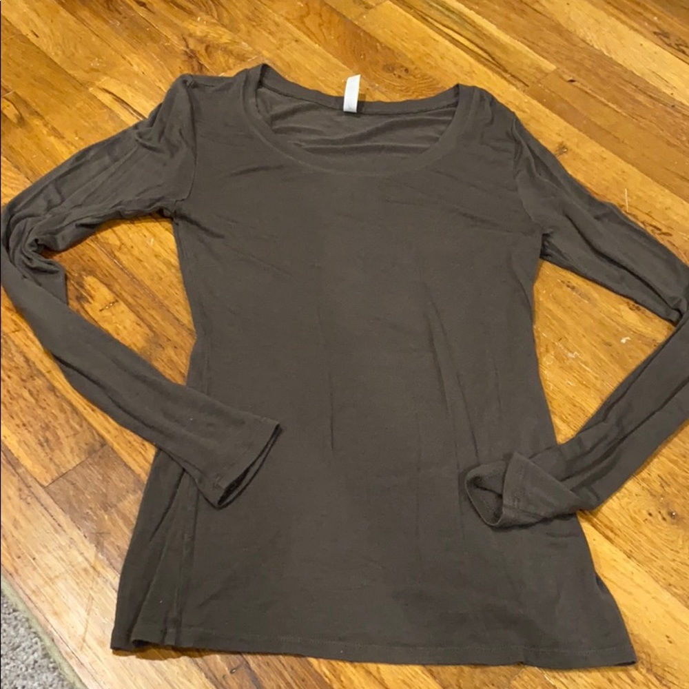 Long sleeve tee